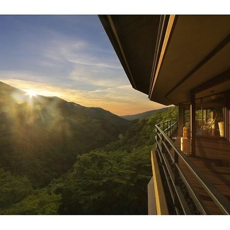 Hakone Ginyu Hotell Exteriör bild
